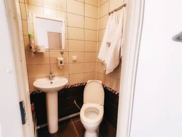 Фото номера Трехместный номер  Гостиница Лососинская г. Петрозаводск 3