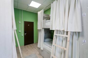 Фото номера Кровать в общем номере для женщин с 4 кроватями Хостел Брусника г. Петрозаводск 7